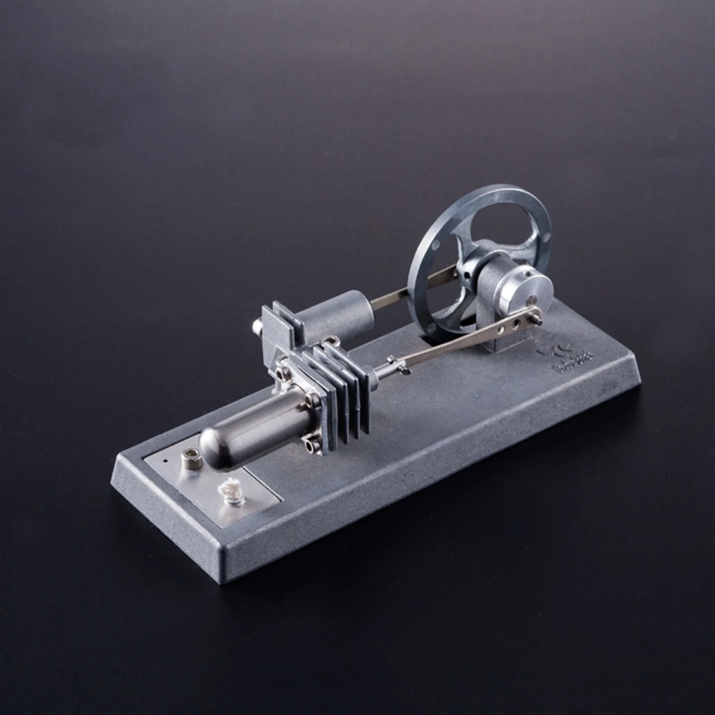 Miniature DIY Stirling Engine Model