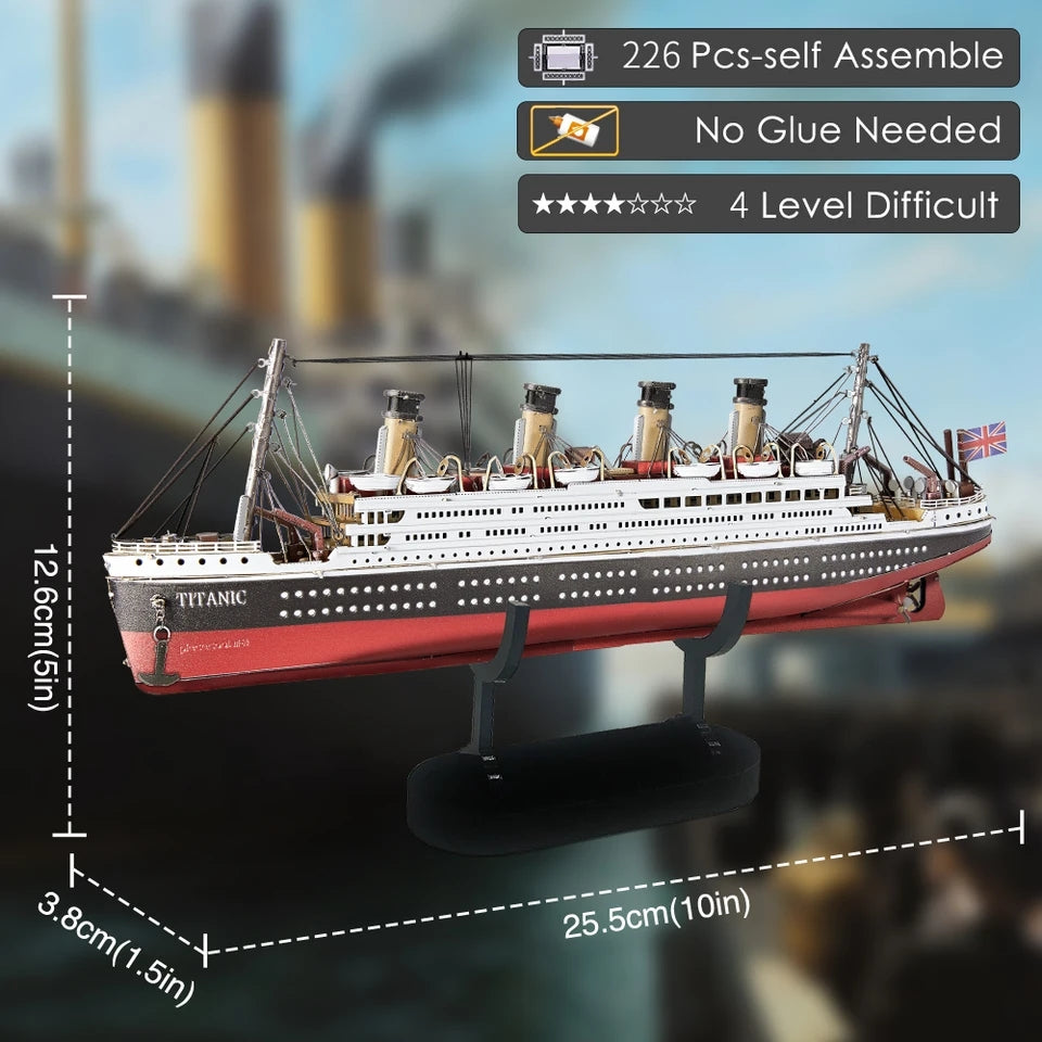 Metal Titanic Assembly Model